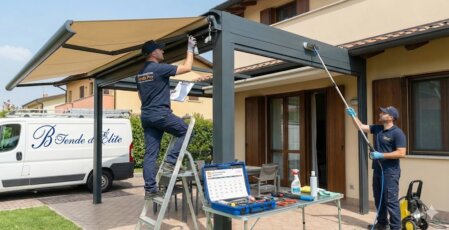 Checklist di manutenzione con attrezzi